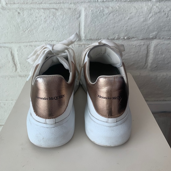 Sneakers - Picture 1 of 7